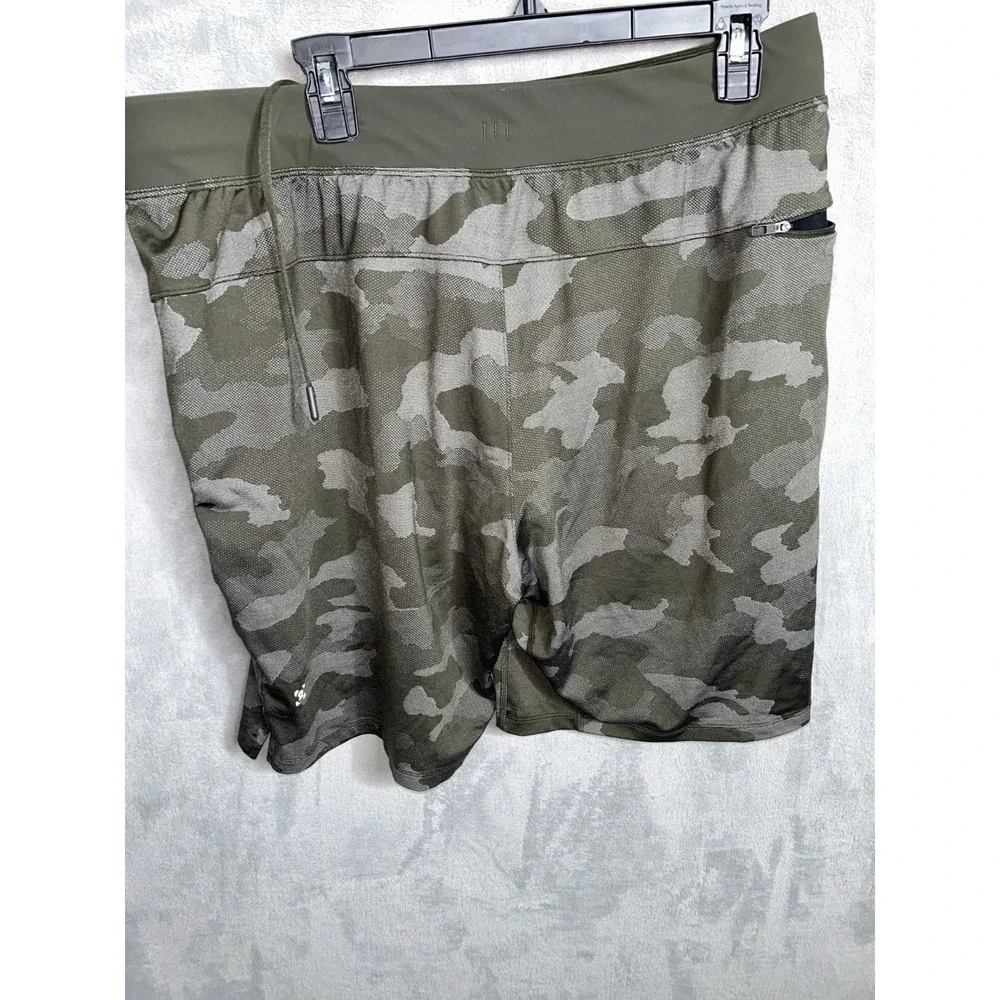 XL Lululemon T.H.E. Shorts 9